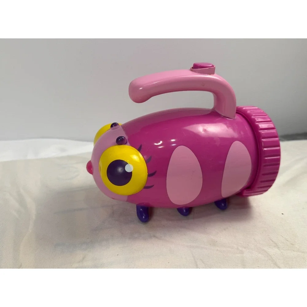 Melissa & Doug Giddy Buggy Flashlight Pink Bug Themed Kids Outdoor Toy Light